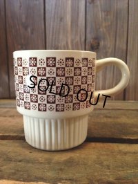 VINTAGE U.S.A.  Ceramic Mug (NR-162)