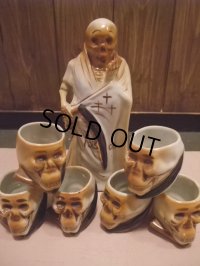 50s Vintage Skull Reaper Bottle w/6 Shot Glass Set   (AC315) 