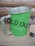 Vintage Hand-I-Sift Flour Sifter / Green (AC-1171)