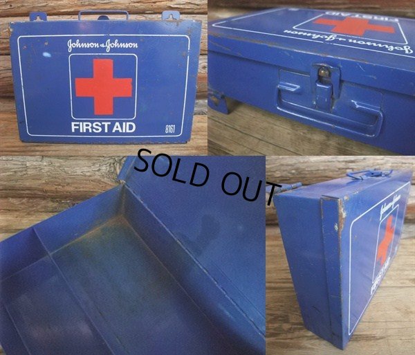 画像3: 70s Vintage Johnson&Johnson First AID Cabinet Box (NK-249)