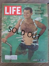 60s Vintage LIFE Magazine / Jan 15,1965 (NK-452) 