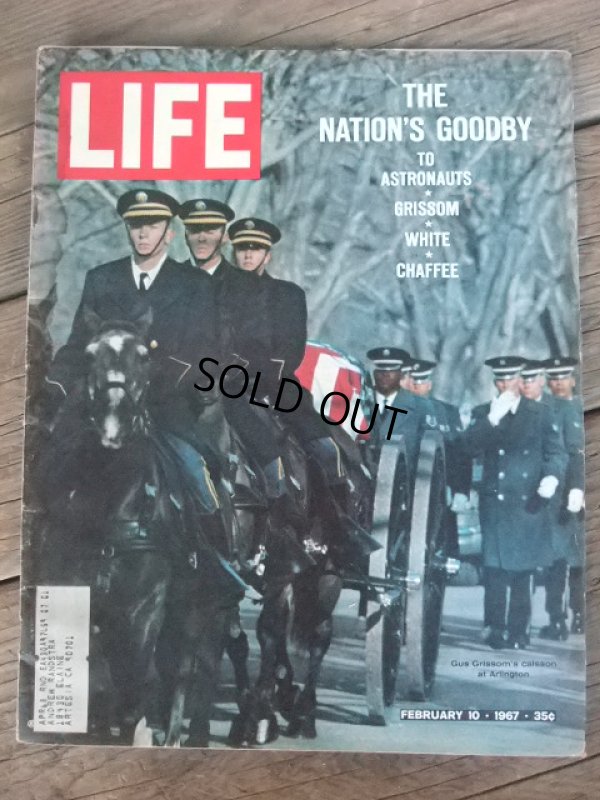 画像1: 60s Vintage LIFE Magazine / Feb 10,1967 (NK-456) 