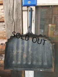 Vintage Metal Dust Pan #B (NK749)