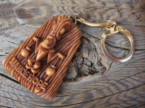 画像1: TIKI Keychain Coco Joe #D (NK824)