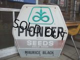 Vintage PIONEER Seeds Sign (NK968)