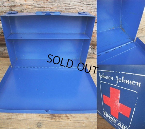 画像3: 70s Vintage Johnson&Johnson First AID Cabinet Box (NK980)
