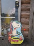 画像1: 70s Vintage Musical Guitar Snoopy (PJ056)  (1)