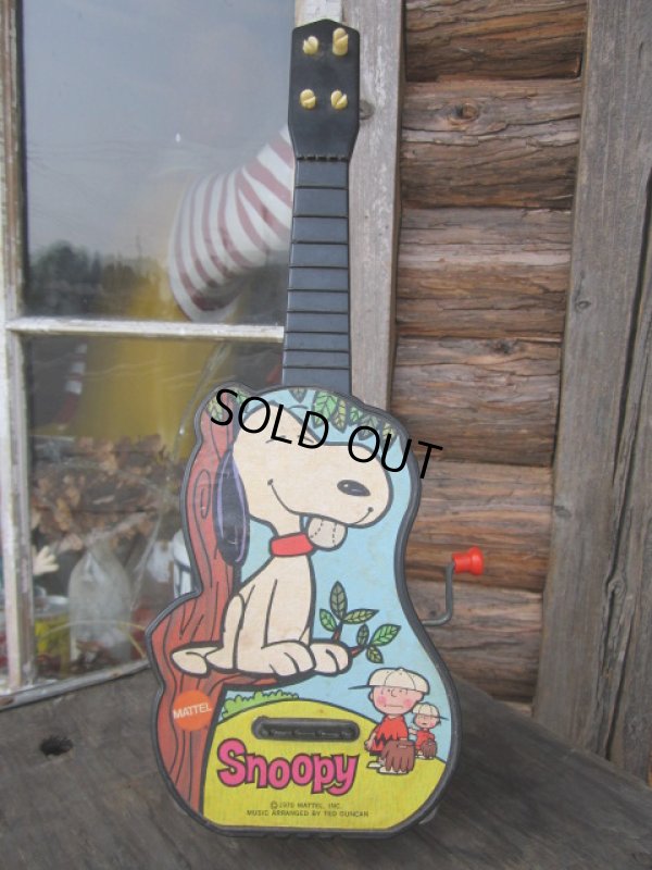 画像1: 70s Vintage Musical Guitar Snoopy (PJ056) 