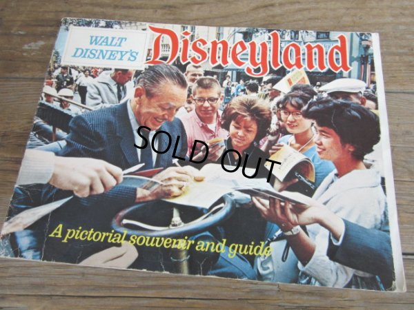 画像1: Vintage Disneyland Souvenir&Guide Book (PJ150)