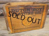 Vintage Dutch Boy Paint / Wood Box (PJ263)