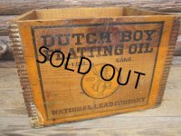 Vintage Dutch Boy Paint / Wood Box (PJ263)