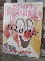 70s Vintage The World of Clowns (PJ315)