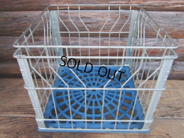 画像1: Vintage Meral Wire Milk Crate Blue (PJ484)