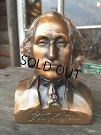 Vintage Washington Metal Bank (AC1131)