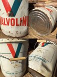画像2: Vintage Valvoline 5GL Motor Gas/Oil Can (DJ86)  (2)