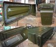 画像3: Vintage US Military Metal Ammo Box (DJ111） (3)