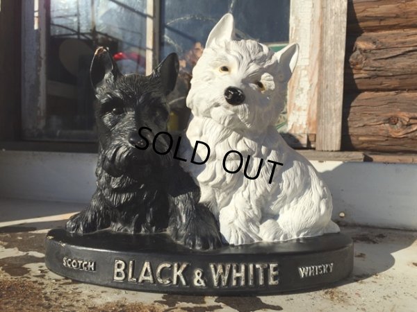 画像1: Vintage Black & White Scotch Whisky Advertising Statue (DJ120) 