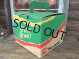 SALE / 70s Vintage 7UP Paper Box (DJ130) 