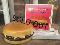 Vintage Humburger AM Radio (DJ244)