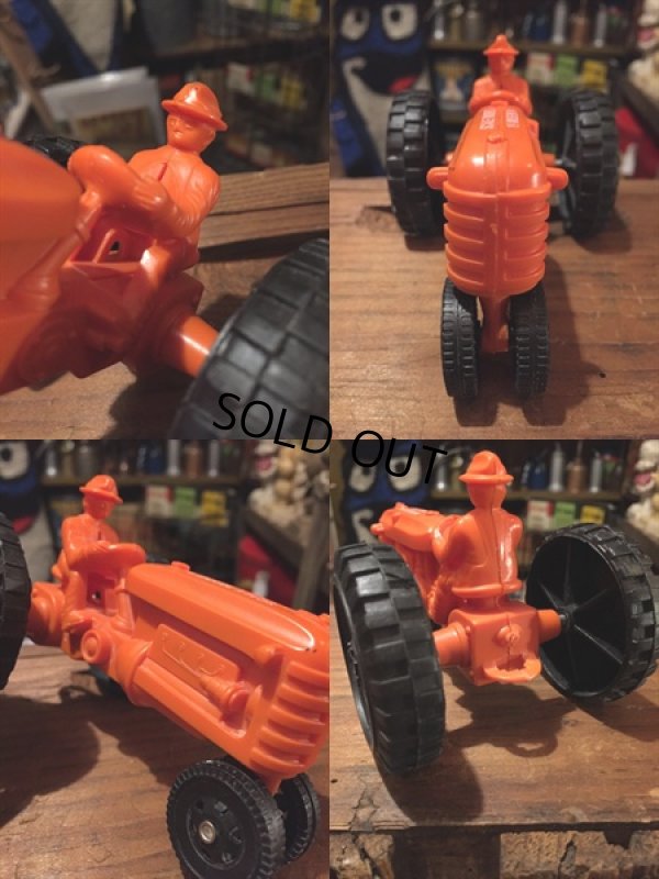 画像3: Vintage Plastic Toy Tractor #A (DJ380)