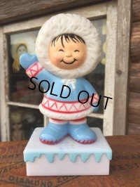 Vintage Eskimo Baking Soda Holder (DJ458)
