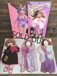 80s Vintage Muppet Show Miss Piggy Paper Doll (DJ591)