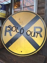 Vintage Railroad Crossing Round Sign (DJ692)