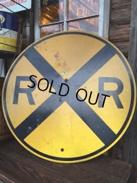 Vintage Railroad Crossing Round Sign (DJ692)