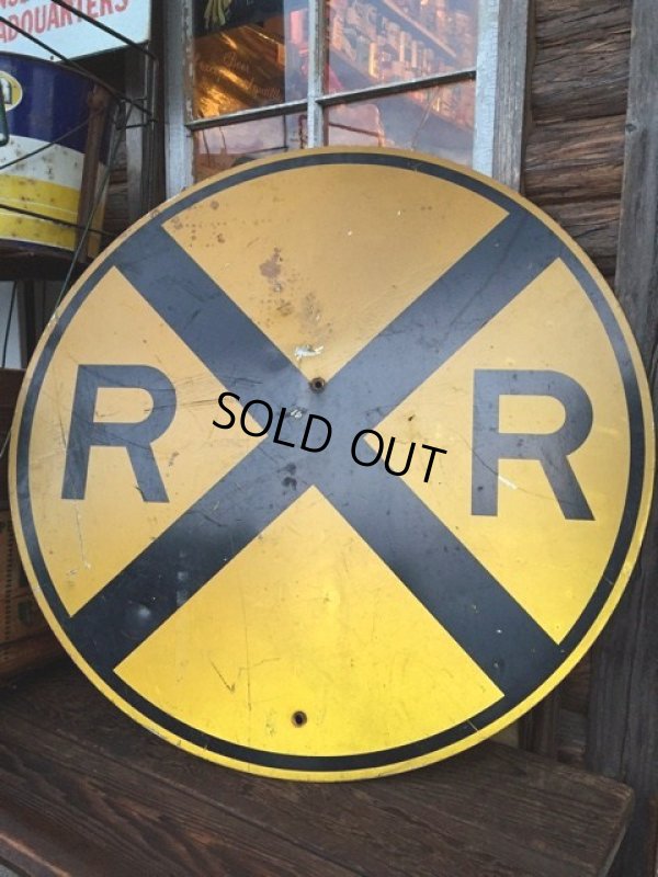 画像1: Vintage Railroad Crossing Round Sign (DJ692)