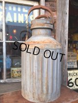20s Vintage 5 Gallon Metal Oil Can (MA242)