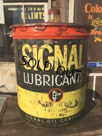Vintage SIGNAL 5GL Motor Gas/Oil Can (AC435) 