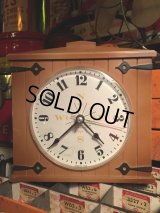 SALE Vintage GE Kitchen Wall Clock Flower (MA444)