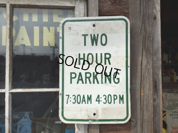 画像1: Vintage Road Sign TWO HOUR PARKING (MA560) 