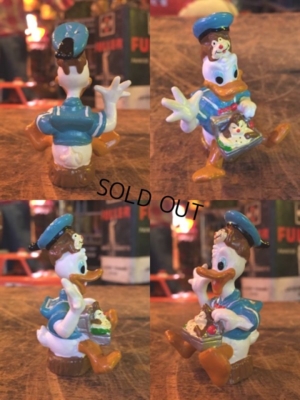 画像2: Vintage Disney Donald Duck Pvc Chip & Dale (MA636)