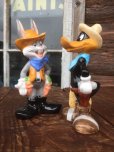 画像1: Vintage Looney Tunes Daffy ＆ B.Bunny Ceramic S&P (MA738) (1)
