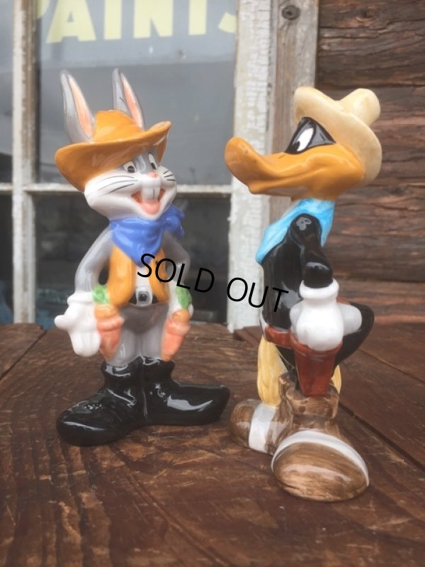 画像1: Vintage Looney Tunes Daffy ＆ B.Bunny Ceramic S&P (MA738)