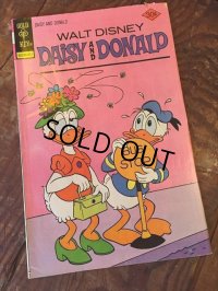 Vintage Comic Disney Daisy and Donald (C30)