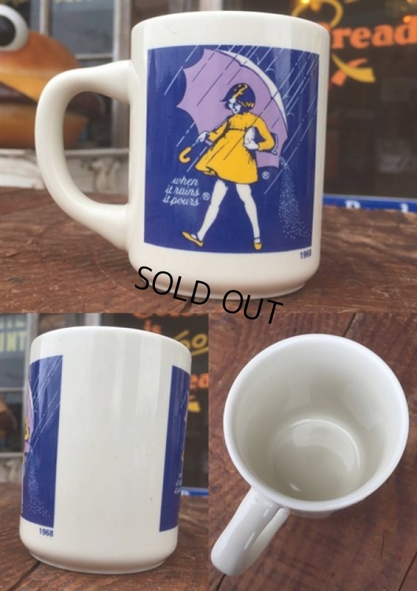 画像2: Vintge Morton Salt 60s Umbrella Girl Mug (MA809) 