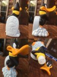 画像2: 90s Vintage WB Daffy Duck Bubble Bath Bottle (AL012) (2)