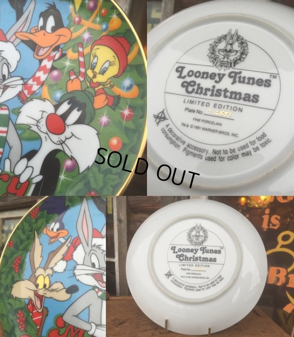 画像2: 90s Vintage Looney Tunes Christmas Plate (AL089)