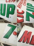 画像5: Vintage 7UP Soda Metal Sign Metric Refreshment Center (AL238) (5)