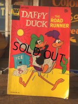 Vintage Comic Daffy Duck & The Road Runner 1972 No77  (AL506) 