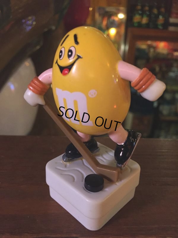 画像2: Vintage M&M's Figure Yellow (AL4121)