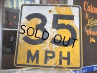 Vintage Road Sign 35 MPH (AL710)