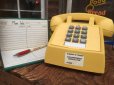 画像1: 70s Vintage US Bell System Telephone Yellow (AL721)  (1)