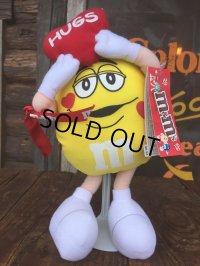 Vintage M&M's Plush Doll Hugs Yellow (AL760)