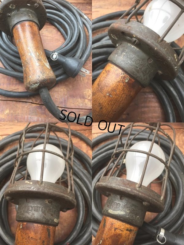画像2: Vintage ESSCO KEYSTONE Industrial Wood Handle Trouble Lamp (AL805)