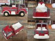 画像2: 70s Vintage TootsieToy Die Cast Mini Car Firetruck (AL885) (2)