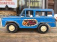 画像1: 70s Vintage TootsieToy Die Cast Mini Car Buckin Bronco (AL884) (1)