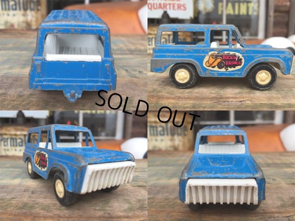 画像2: 70s Vintage TootsieToy Die Cast Mini Car Buckin Bronco (AL884)